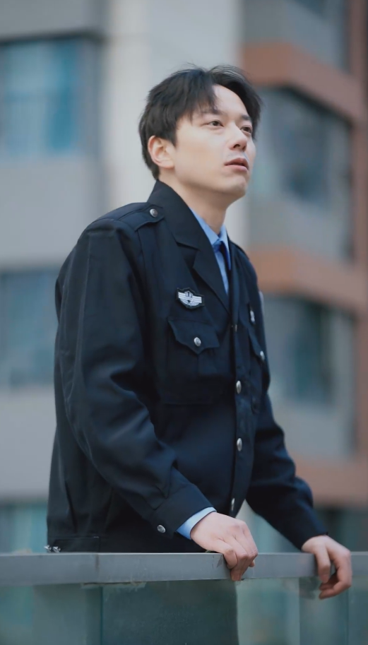 保安包租皇海报